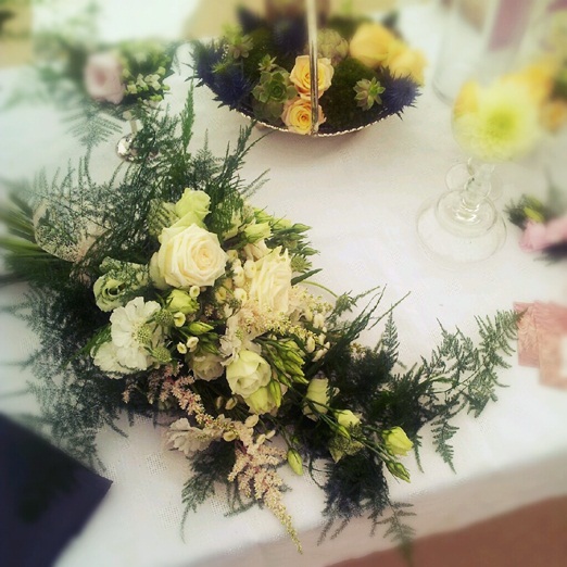 1920s inspired fern bridal bouquet
