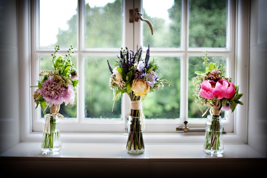 Natural country wedding bouquets
