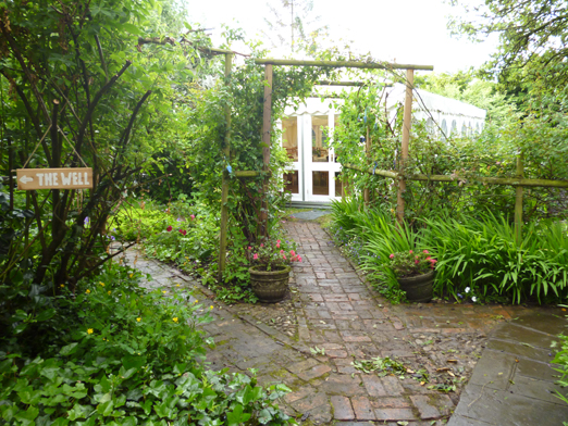 Homemade garden wedding
