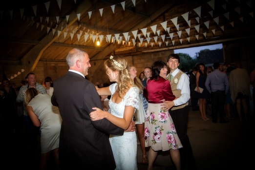 Harriet and Paul’s homemade eco-friendly wedding – photography http://www.philevansphoto.co.uk/ Harriet and Paul’s homemade eco-friendly wedding – photography http://www.philevansphoto.co.uk/