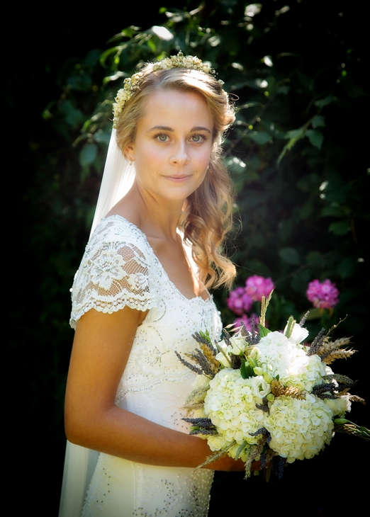 Lace wedding dress and rustic country bouquet – photography http://www.philevansphoto.co.uk/ Lace wedding dress and rustic country bouquet – photography http://www.philevansphoto.co.uk/