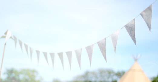 Bridget and Jeremy’s laidback Irish wedding with a vintage wedding dress, homegrown flowers and inspiring homemade décor – photography http://katmervynphotography.com 