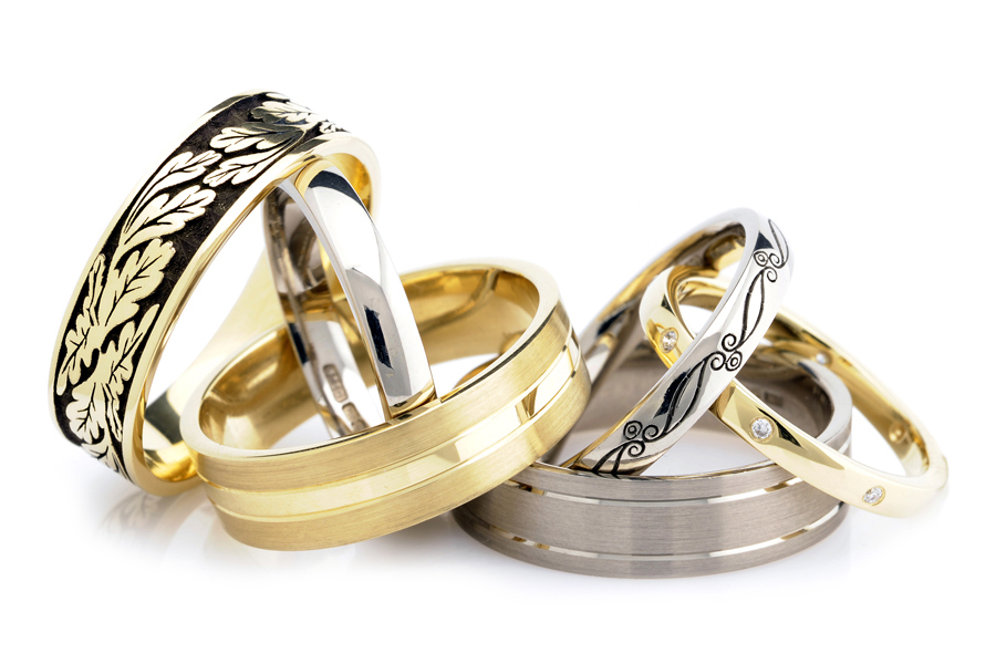 Ethical wedding bands from CRED Jewellery // The Natural Wedding Company