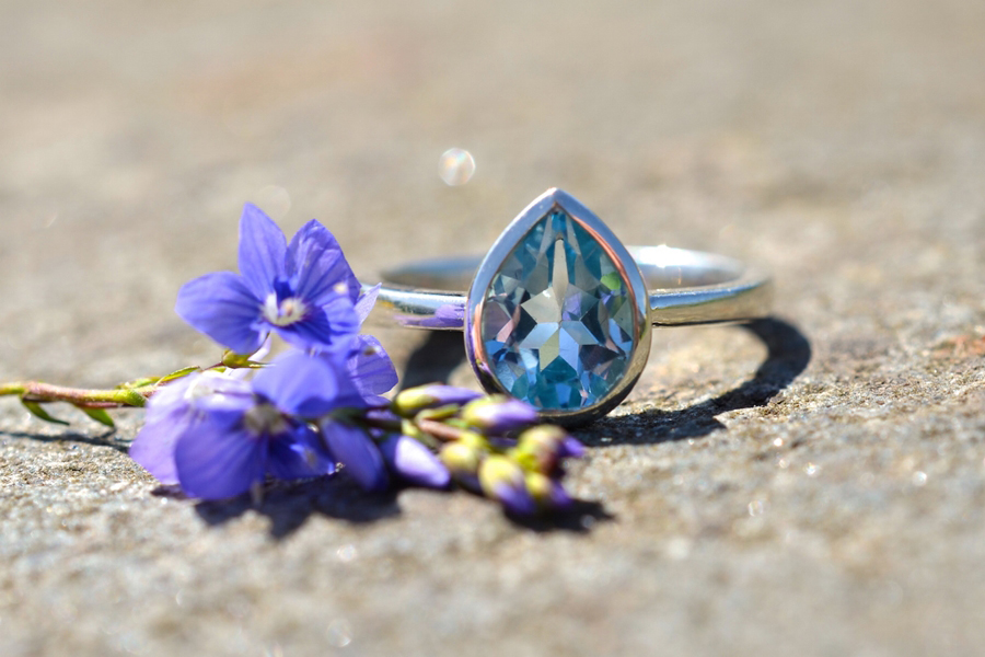 Ethical topas engagement ring from Mahailia Jewellery Design // The Natural Wedding Company