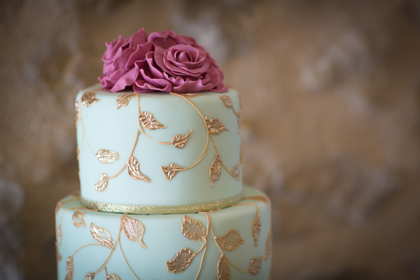 Turquoise, pink and gold wedding cake // Photography Belinda McCarthy // The Natural Wedding Company