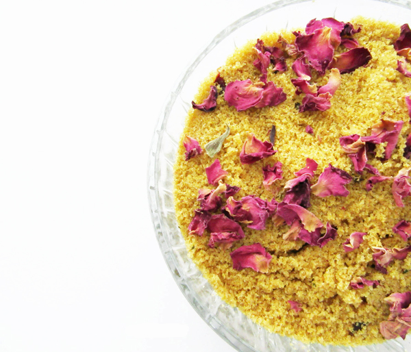 Pink Himalayan bath salt // Lauryn's Botanicals // The Natural Wedding Company