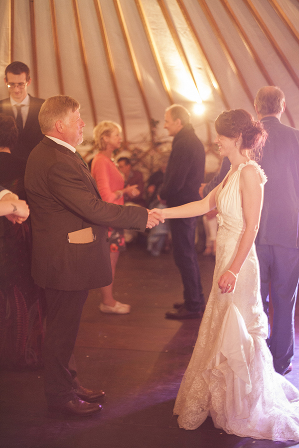 Bride dancing // Jennie Hill Photography // The Natural Wedding Company
