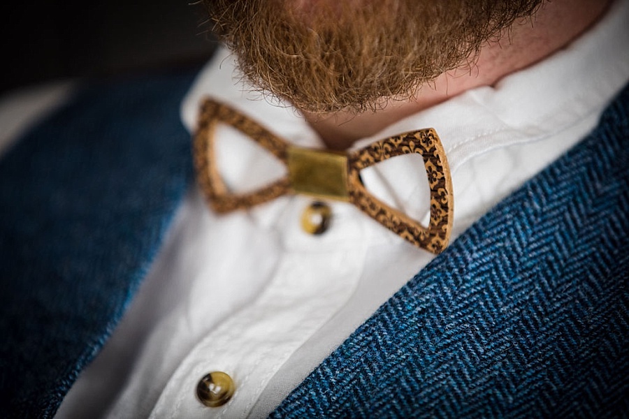 Eco friendly wooden bow tie